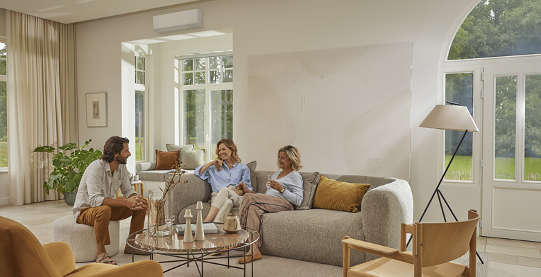 Žádejte od své klimatizace optimální proudění vzduchu bez průvanu. Funkce detekce pohybu zabraňuje proudění vzduchu přímo na uživatele. Foto: Daikin